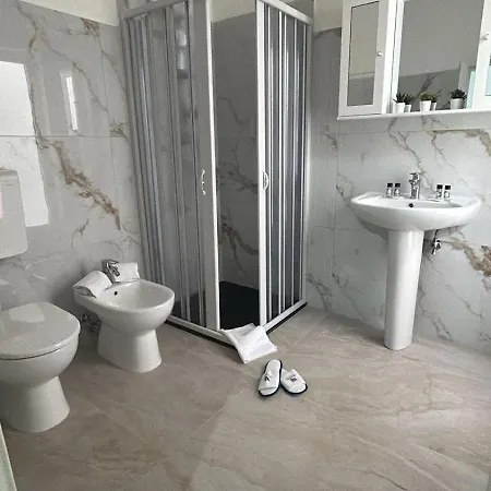 Comfy - Lungomare Apartment